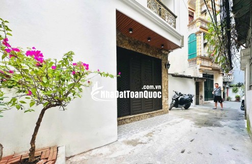 Bán nhà ngõ 132 cầu giấy 59m x5 tầng giá 15,5 tỷ ,cách ô tô 20m