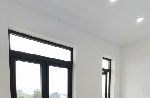 Cần bán gấp căn nhà 3 tầng nằm tại chợ Rạch Kiến - Long An