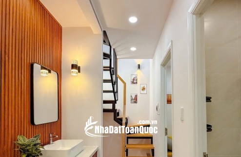 VBÁN NHÀ QUẬN 3 - LÊ VĂN SỸ- CĂN GÓC HẺM THÔNG - NGANG 4M FULL NỘI THẤT: nhỉnh 4 Tỷ. VŨ 0933910039