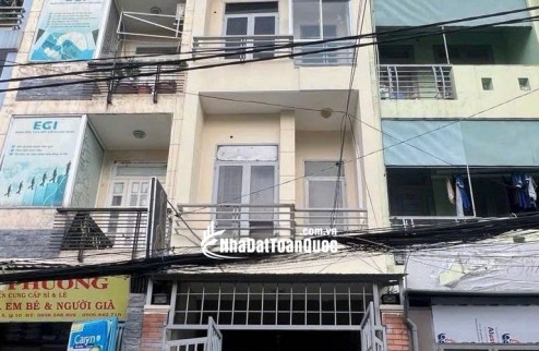  Cho thuê nhà nguyên căn -Đồng Nai -Phường 15 -Quận 10-  Giá thuê 18 tr/ tháng