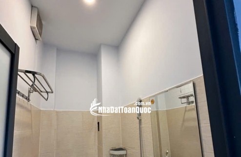 BÁN NHÀ RẺ NHẤT KHU VỰC QUẬN 9, DT 52M2 CHỈ 3,85 tỷ. LH:0352689300