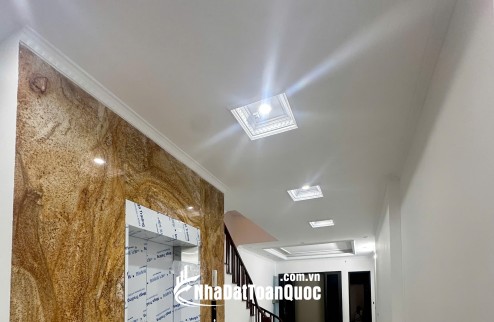 HIẾM HIẾM HIẾM!!! Bán nhà Vĩnh Ninh Vĩnh Quỳnh Thanh Trì – Nhà mới 5 tầng thang máy, ô tô đỗ cửa, 66m² chỉ 8.5 tỷ