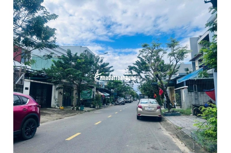 Bán đất thổ cư Lê Thương, Hòa Hiệp Nam, Liên Chiểu, Đà Nẵng. DT 117m2, giá 4.4 tỷ, sổ đỏ, hướng Tây Nam. LH: 0877661879