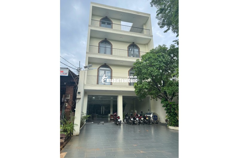 CHO THUÊ BIỆT THỰ MẶT TIỀN 18M - VÀNH ĐAI TRONG - BÌNH TÂN - VỊ THẾ LÀM VĂN PHÒNG ĐẲNG CẤP!