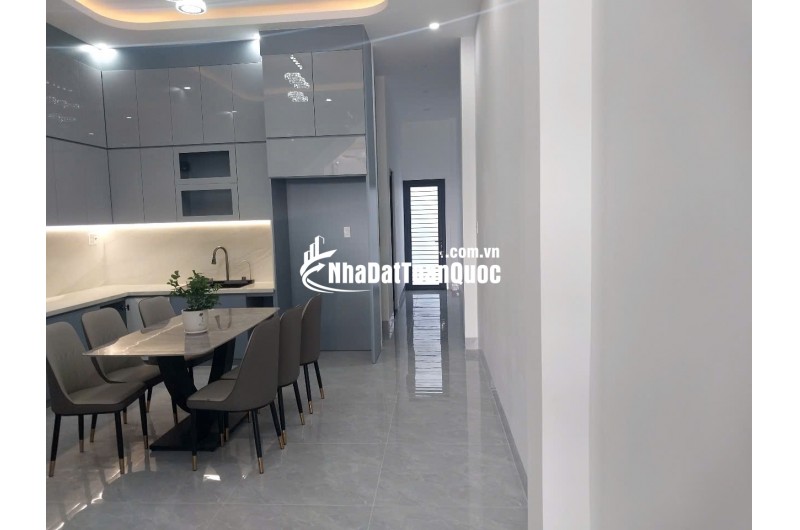 Bán nhà lô C4 đường số 2 cạnh với đường Tú Xương KĐT Tây Bắc.