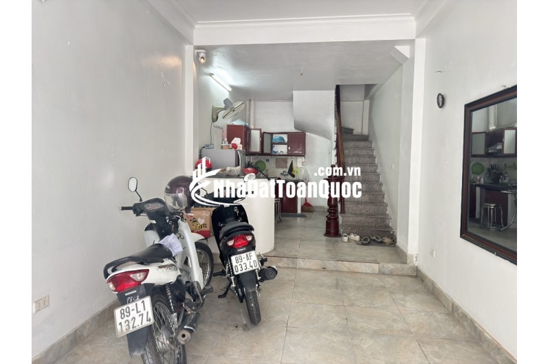 Bán nhà ngõ 405 Ngọc Thuỵ 32m x 3T oto tránh, kinh doanh chỉ nhỉnh 5 tỷ. LH 0936123469