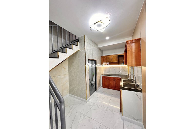 Hàng Hiếm nhà TL40, 1 lầu, 2 phòng ngủ, hẻm gần mặt tiền, sổ riêng, hỗ trợ vay