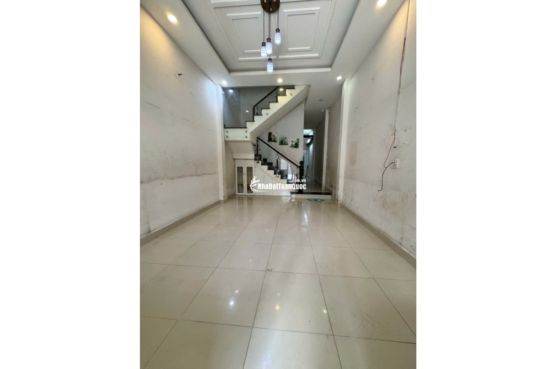 Cho thuê nhà MT đường số 11 P.BHH Bình Tân đúc 2.5 tấm 4pn