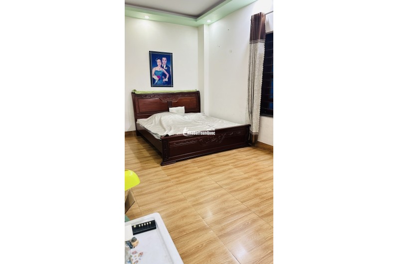 Bán nhà mặt tiền đường 1, Bình Tân, 90m2, 4 tầng, 5PN, SHR, giá 12.8 tỷ. LH: 0909898125