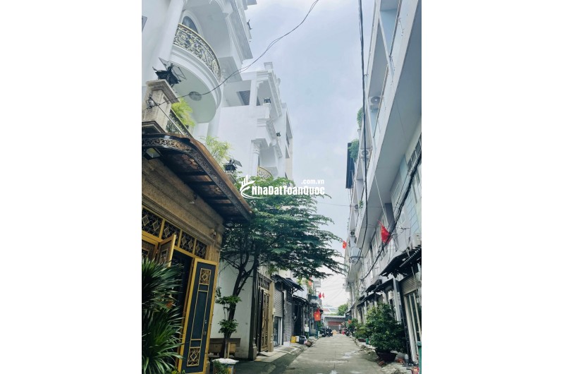 Bán nhà 3 tầng, 36m2 Bình Thành, Bình Tân. SH, 3.7 tỷ. LH: 0909898125