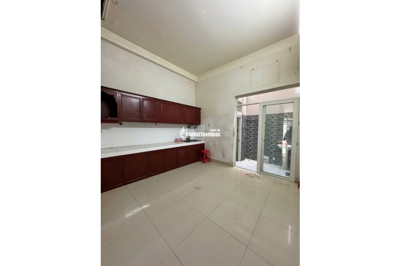 Cho thuê nhà MT đường số 11 P.BHH Bình Tân đúc 2.5 tấm 4pn