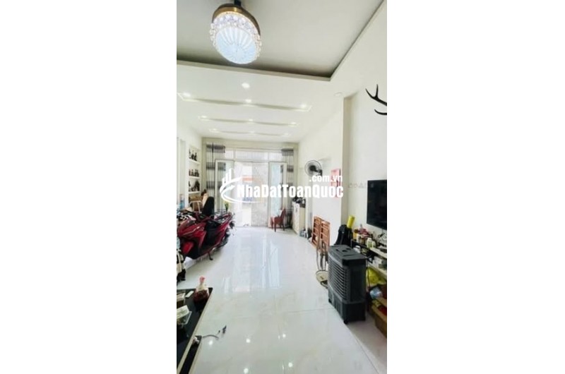 Nhà MT Đường Thái Phiên Phường 8 Quận 11 Cũ.