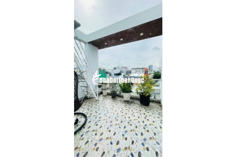 Nhà MT Đường Thái Phiên Phường 8 Quận 11 Cũ.