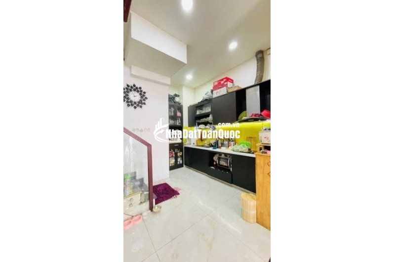 Nhà MT Đường Thái Phiên Phường 8 Quận 11 Cũ.