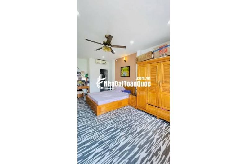 Nhà MT Đường Thái Phiên Phường 8 Quận 11 Cũ.