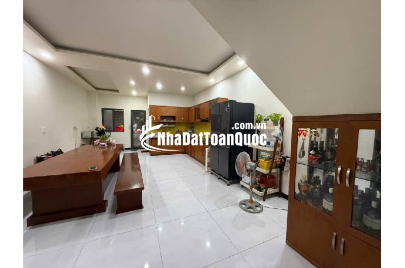 Nhà đẹp khu Dân Cư VIP Nam Long,Mặt tiền Sông siêu chill,Phước Long B 5m x 22,5m  18ty