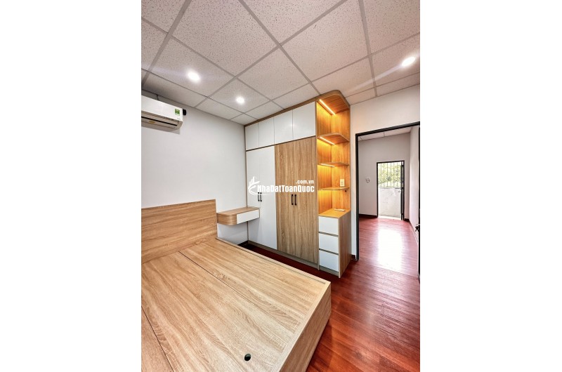 Hàng Hiếm nhà TL40, 1 lầu, 2 phòng ngủ, hẻm gần mặt tiền, sổ riêng, hỗ trợ vay