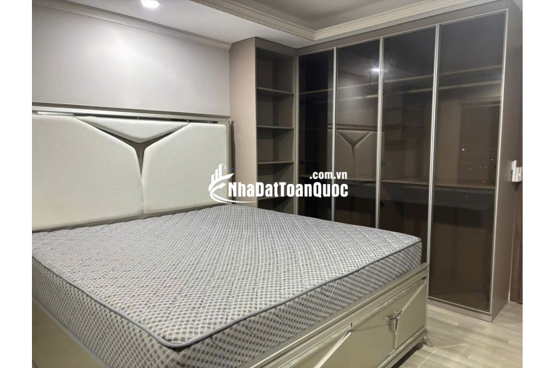 Chính chủ bán căn hộ Homyland Riverside 81m2 2PN tầng 25