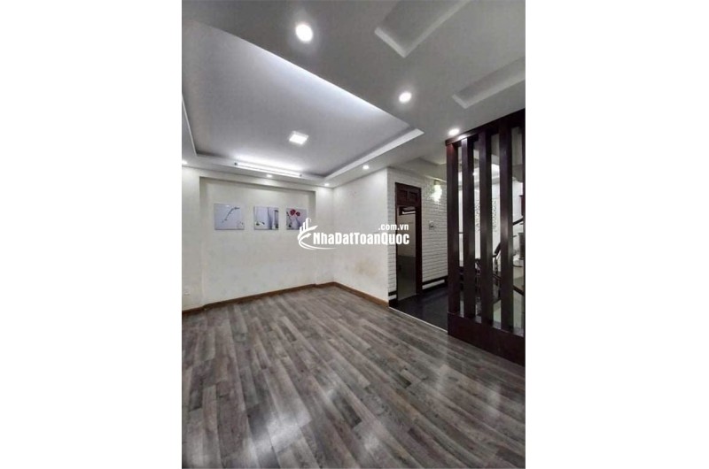 Bán nhà mặt phố Hồ Văn Long, Bình Tân. DT 60m2, 5 tầng, 7PN. Sổ hồng, giá 7.9 tỷ. LH: 0909898125