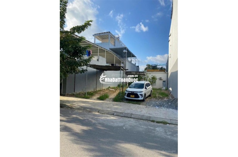 Bán đất thổ cư Đà Sơn 6, Liên Chiểu, Đà Nẵng. DT 95m2, giá 3.8 tỷ, sổ đỏ, hướng Đông Nam. LH: 0877661879