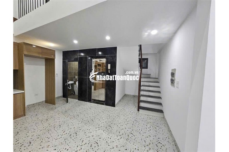 BÁN NHÀ PHỐ Q.HBT - HÀ NỘI, 44M 6 TẦNG THANG MÁY, ĐỦ TIỆN ÍCH, LH NGAY:0332645555.