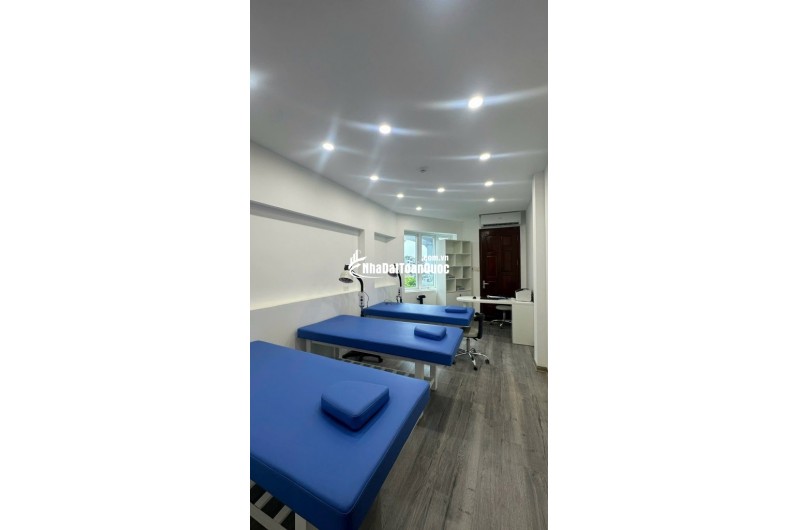 MẶT PHỐ TRƯỜNG CHINH – THANG MÁY – CHO THUÊ DÒNG TIỀN ỔN ĐỊNH

 .  GIÁ CHÀO : 23.6 TỶ