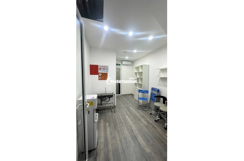 MẶT PHỐ TRƯỜNG CHINH – THANG MÁY – CHO THUÊ DÒNG TIỀN ỔN ĐỊNH

 .  GIÁ CHÀO : 23.6 TỶ