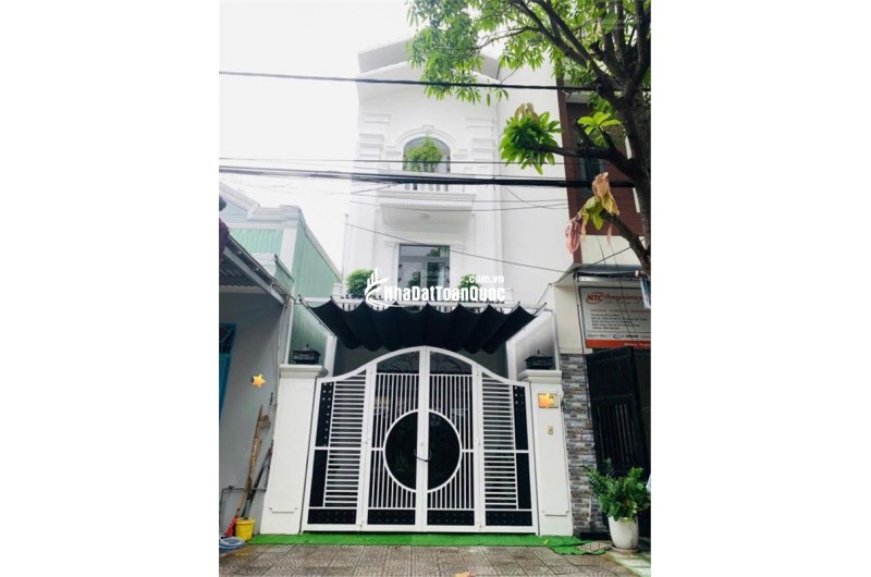 Bán nhà mặt phố Vũ Quỳnh, Hòa Minh, Liên Chiểu, Đà Nẵng. DT 84m2, 3 tầng, 3PN. Giá 7.9 tỷ, Sổ Đỏ. LH: 0877661879