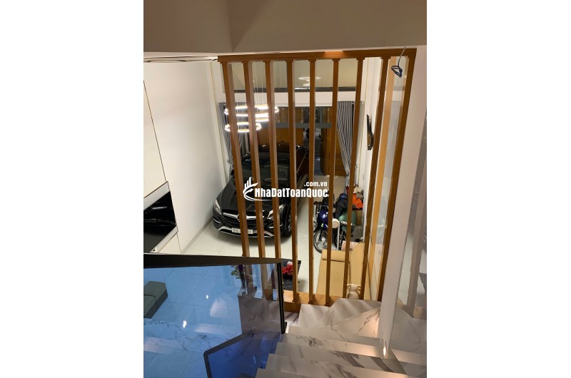 Bán nhà 1 trệt 3 lầu siêu đẹp Nguyễn Gia Trí (nối dài) P25 Bình Thạnh