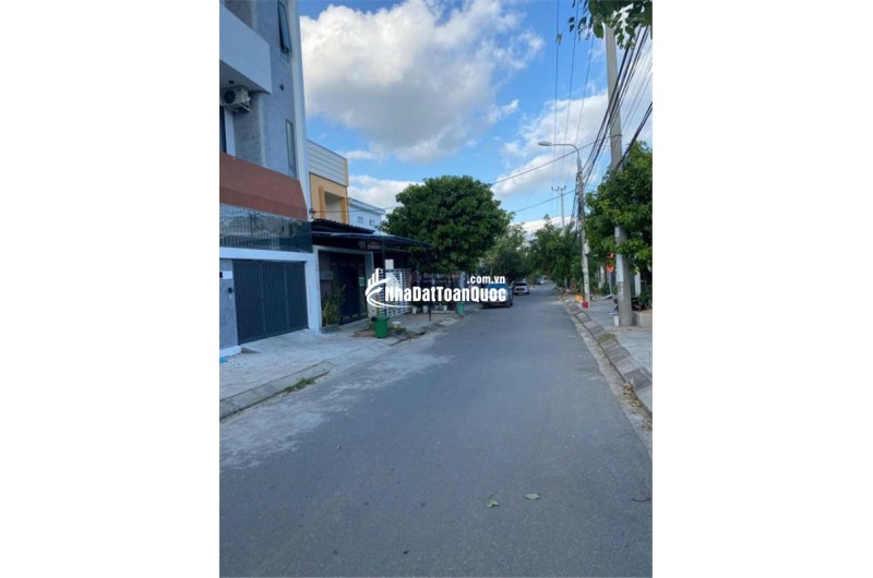 Bán đất thổ cư Đà Sơn 6, Liên Chiểu, Đà Nẵng. DT 95m2, giá 3.8 tỷ, sổ đỏ, hướng Đông Nam. LH: 0877661879