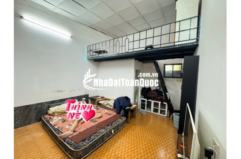 Bán nhà C4 ngõ 405 Ngọc Thuỵ 57m gần oto chỉ nhỉnh 4 tỷ. LH 0936123469