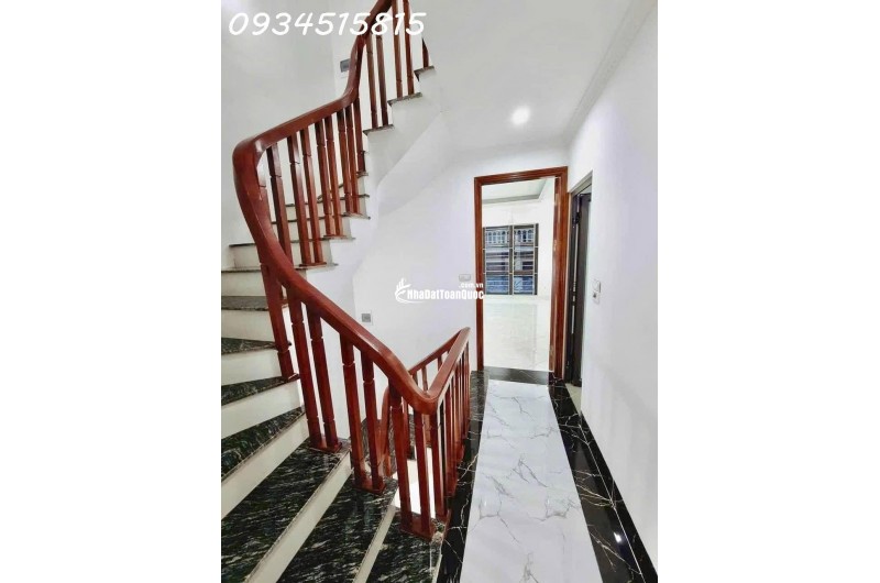 Bán nhanh nhà Kim Giang- Ô TÔ VÀO NHÀ - 30M RA Ô TÔ TRÁNH - 9 PHÒNG CHO THUÊ - 10,5ti - 6 tầng 52m