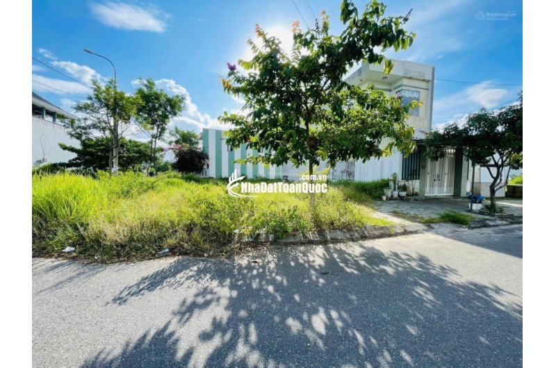 Bán đất thổ cư Mai Văn Ngọc, Hòa Hiệp Nam, Liên Chiểu, Đà Nẵng. 105m2, giá 4.2 tỷ, sổ đỏ, hướng Đông Bắc. LH: 0877661879