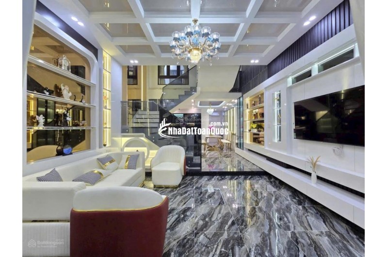 Bán nhà mặt phố Phú Lộc 22, Liên Chiểu, Đà Nẵng. DT 95m2, 3 tầng, 4PN. Sổ đỏ chính chủ. Giá 11.4 tỷ. LH: 0877661879