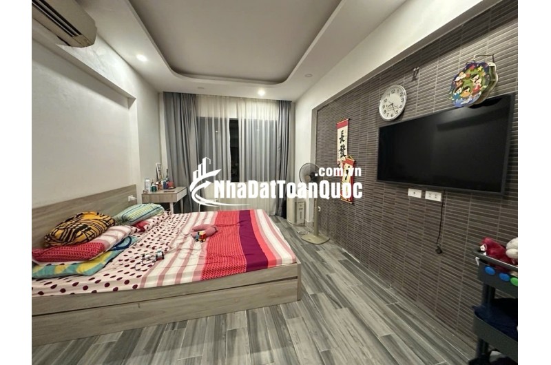 rrr Bạch Mai – Phân Lô Ô Tô Đỗ Cửa – 5 Tầng – Giá: 10,5 Tỷ