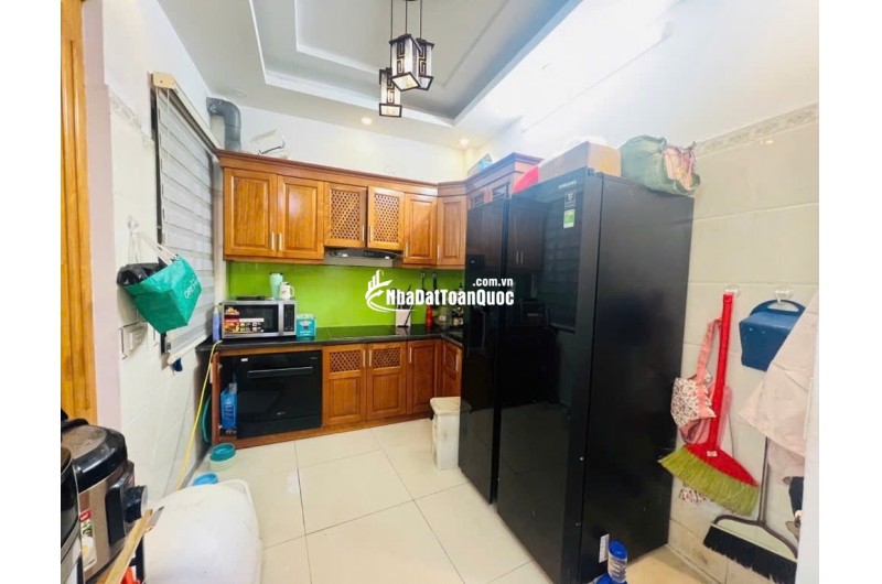 Bán nhà Vũ Tông Phan – 33m x 5 tầng mới – Ô tô đỗ cách 15m – 2 mặt thoáng, phù hợp ở kết hợp kinh doanh