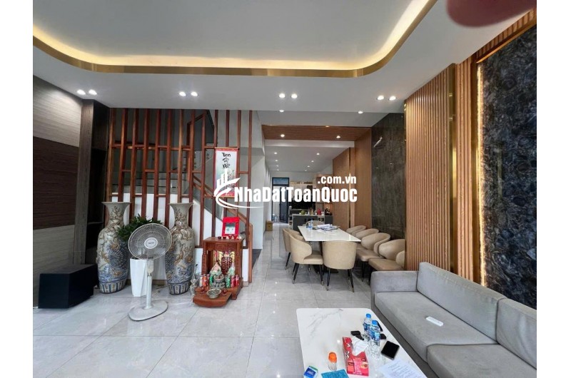 NHÀ SIÊU ĐẸP TẶNG NỘI THẤT 5 TẦNG -  KDC SAVICO TAM BÌNH - ĐƯỜNG SỐ 12- 18.5 TỶ