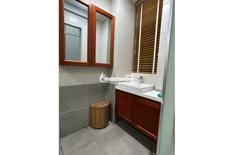 Nhà hẻm xe hơi ĐHT02, Đông Hưng Thuận, Q12