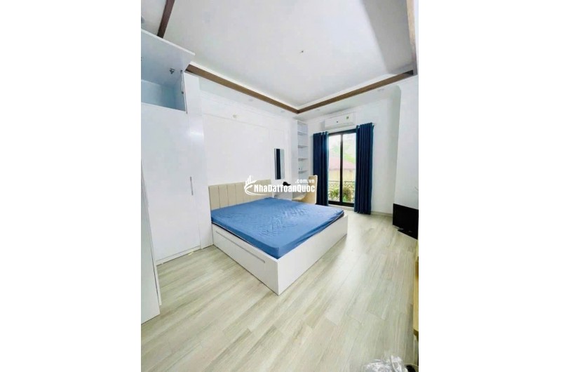 BÁN NHÀ ĐẸP,PHÚ DIỄN,CẦU DIỄN,HN. NHÀ DÒNG TIỀN.