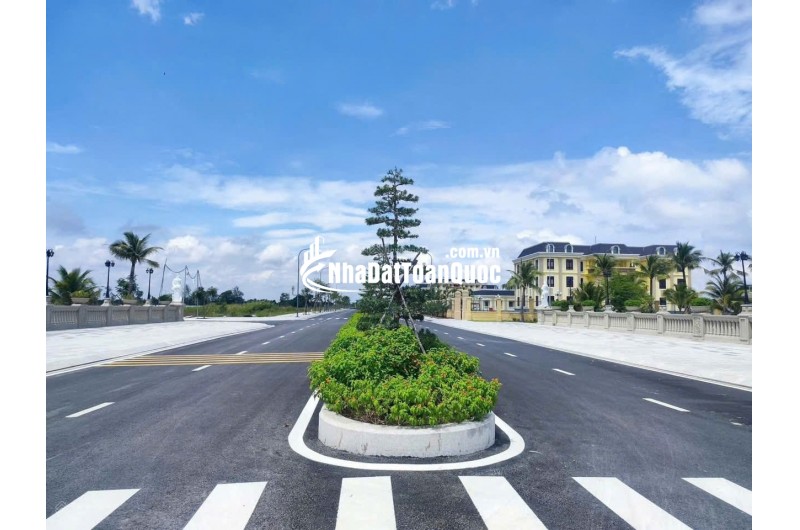 Sổ hồng trao tay những căn Nhà Phố 4 tầng Agora City 112m2 (7x18): 1,8 tỷ. Mr. Long 0931895958