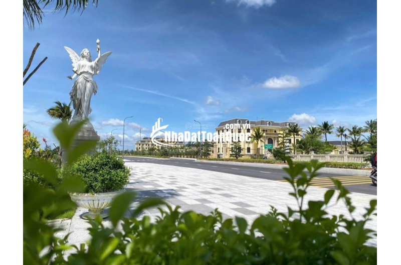 Sổ hồng trao tay những căn Nhà Phố 4 tầng Agora City 112m2 (7x18): 1,8 tỷ. Mr. Long 0931895958