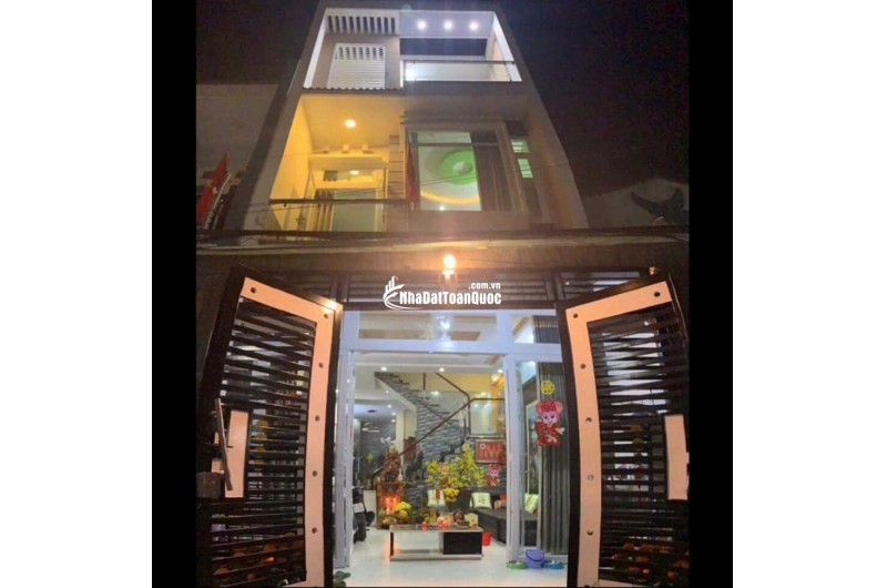  NHÀ ĐẸP 3 TẦNG – GẦN LÀNG ĐH THỦ ĐỨC – GIÁ CHỈ 4.95 TỶ 
 Khu sầm uất, thuận tiện an cư