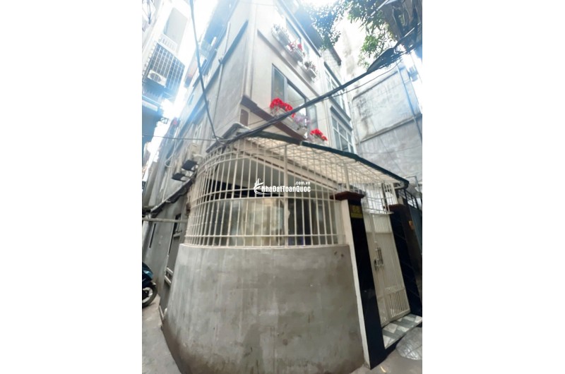 BÁN NHÀ -49M2-4 TẦNG –6 NGỦ -LÔ GÓC – NGUYỄN TRÃI – THANH XUÂN –CHÀO 9 TỶ.