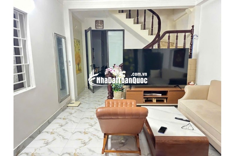 BÁN NHÀ -49M2-4 TẦNG –6 NGỦ -LÔ GÓC – NGUYỄN TRÃI – THANH XUÂN –CHÀO 9 TỶ.