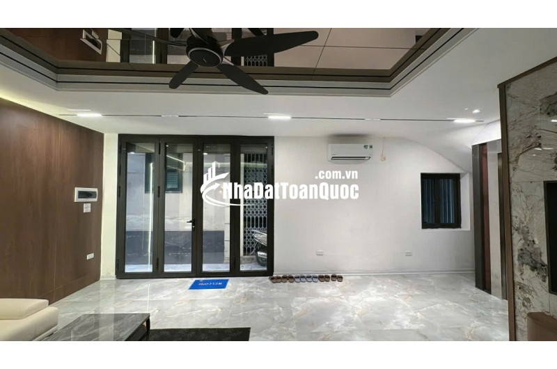 BÁN NHÀ – HOÀNG VĂN THÁI – THANH XUÂN-6 TẦNG – THANG MÁY– Ô TÔ