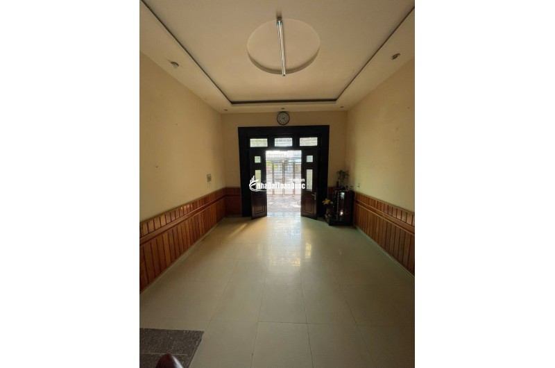 Nhà đẹp giá đầu tư.
CC bán nhà mặt tiền Lê Hồng Phong, Nam Nha trang.