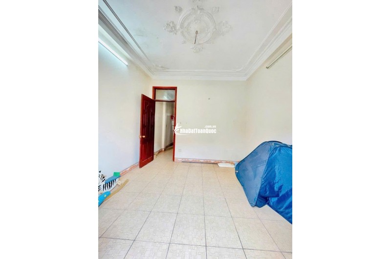 BÁN NHÀ – NGUYỄN KHANG -CẦU GIẤY 44m2 – Gần Phố - NHỈNH 11 TỶ.