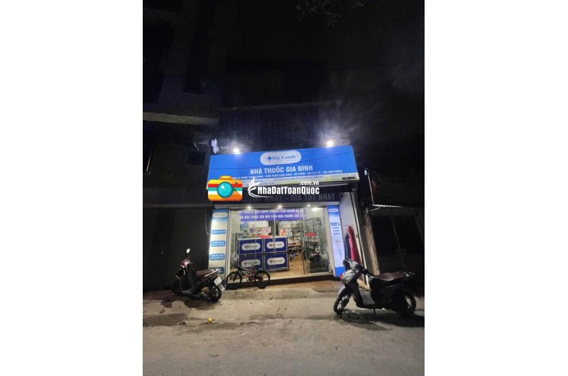 Bán nhà Nguyễn Văn Linh. 31,5m . Mặt đường kinh doanh . View hồ, ô tô tránh . Nhiều tiện ích , Tầng 1 kinh doanh được, Hàng hiếm còn xót lại . Gía