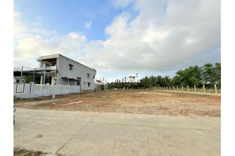  BÁN ĐẤT GIÁ RẺ – GẦN QUỐC LỘ, GIÁP HÒA KHƯƠNG, HÒA VANG