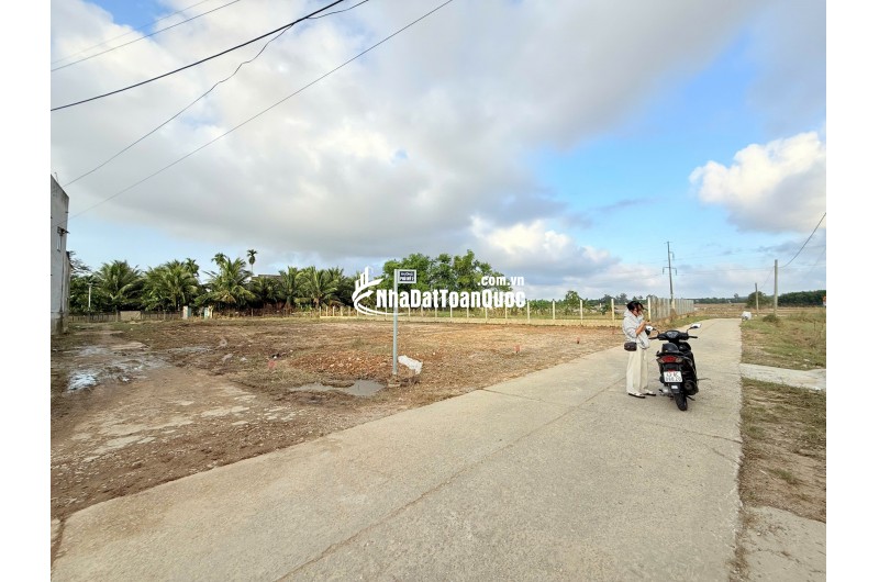 Chính chủ cần bán 2 lô đất liền kề 260m2 - cách quốc lộ 300m - Giá chỉ 7xx/ 1 lô